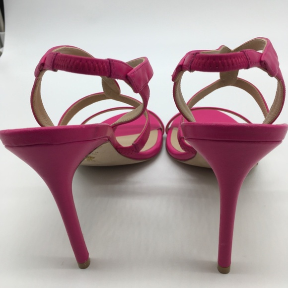 Stuart Weiztman Soiree 100 Sandal  Magenta Smooth SIZE 8.5 - Picture 8 of 9